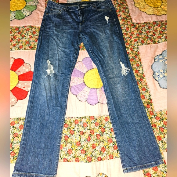 Michael Kors distressed/ripped jeans - Picture 2 of 6